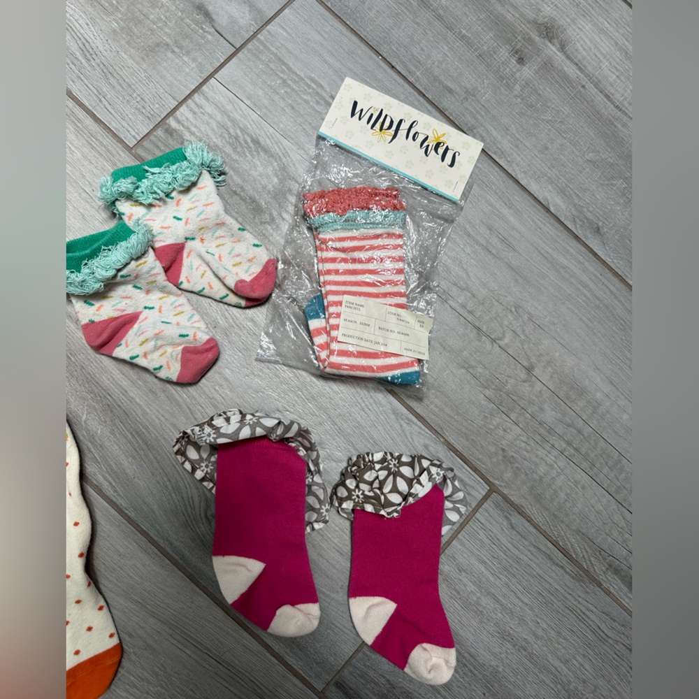 Wildflowers size xs sock lot